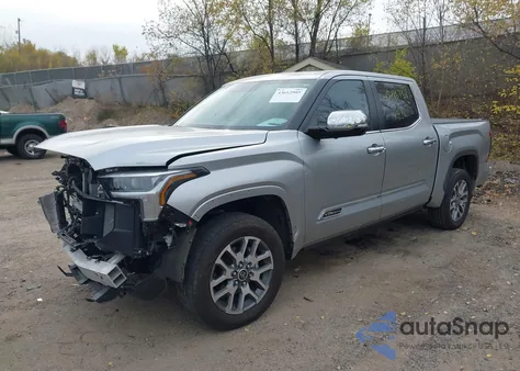 2024 Toyota Tundra 1794 Edition из США, поврежденный, VIN 5TFMA5DB6RX205611